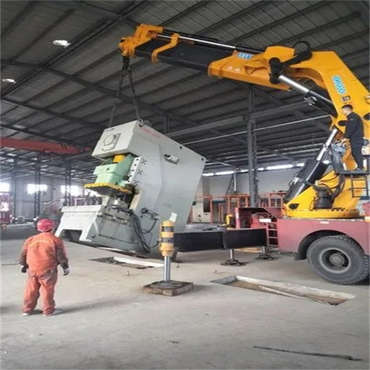 衡水80吨折臂吊车出租附近电话