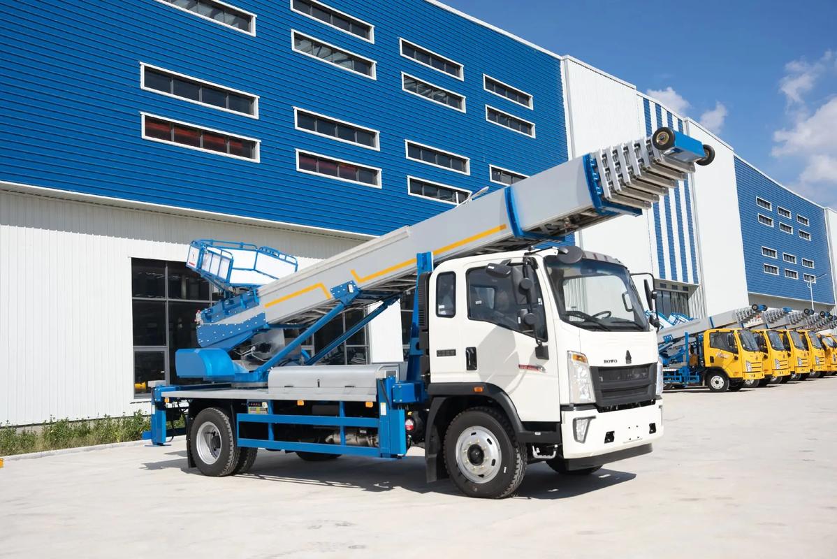 衡水出租云梯车高空作业车 建筑垃圾搬运